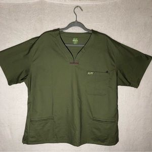 Iguana Med Scrub Top Size 3XL Green With Purple Trim Short sleeve